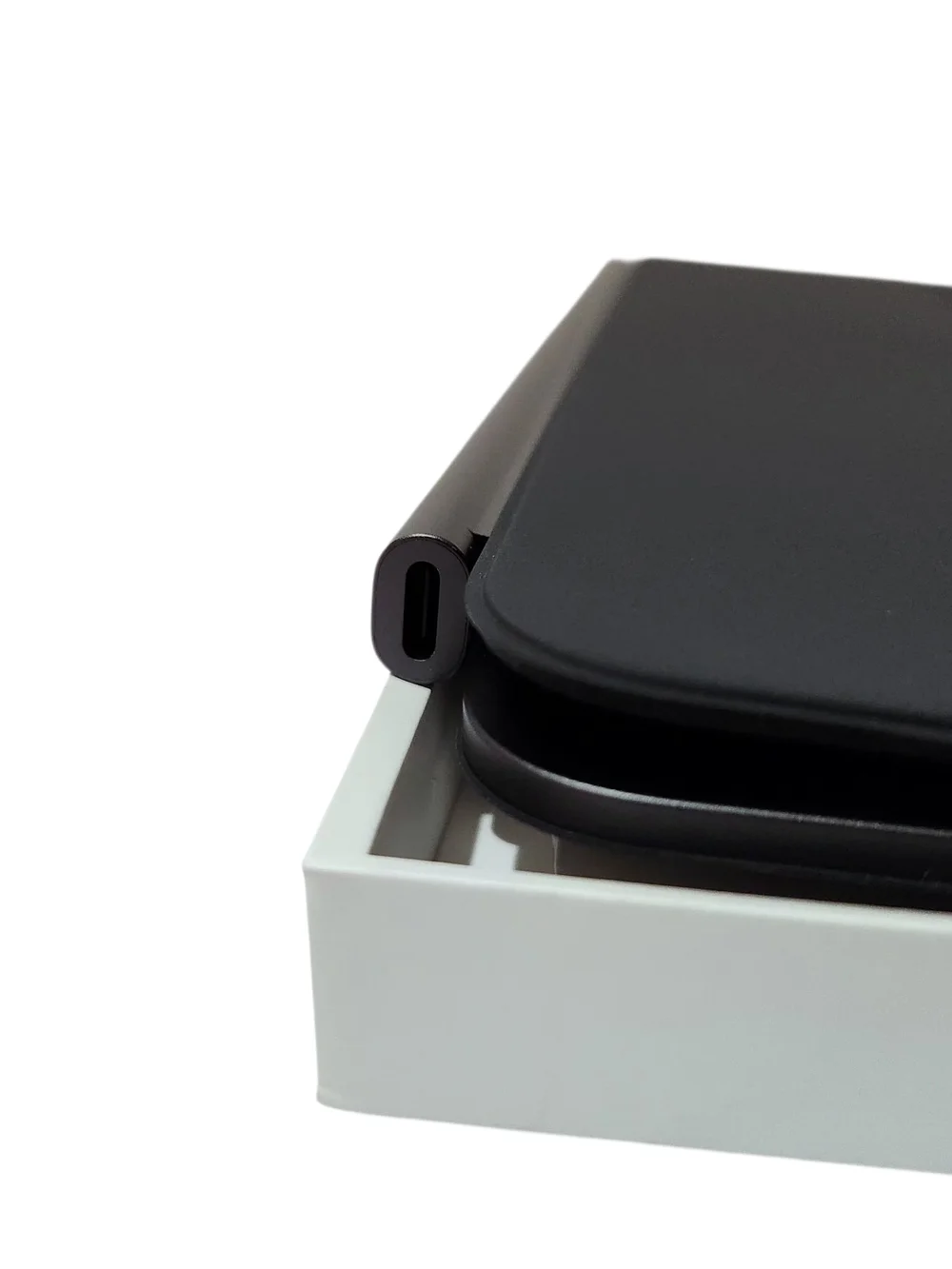 Magic kayboard for ipad pro 13